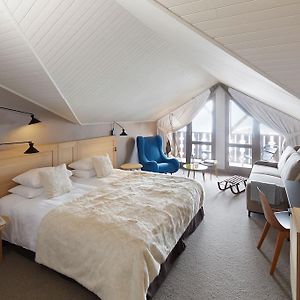 Privilege Queen Room